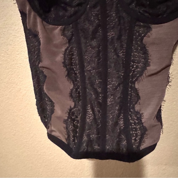 Urban Outfitters Lace Sweetheart Mesh Sheet Corset Tank Black Size Medium - Picture 4 of 7